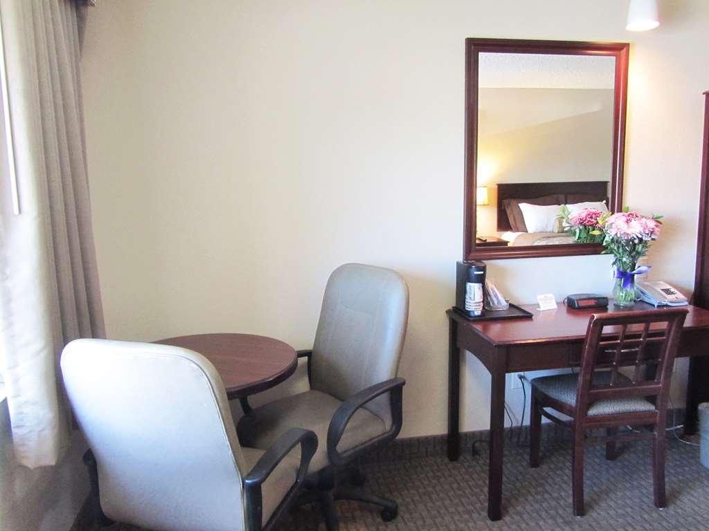 Red Lion Inn & Suites Vancouver Room photo